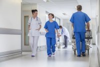 Interruption d'études d'infirmier : demande de diplôme d'Etat d'Aide Soignant pour les étudiants infirmiers de la région Rhône-Alpes